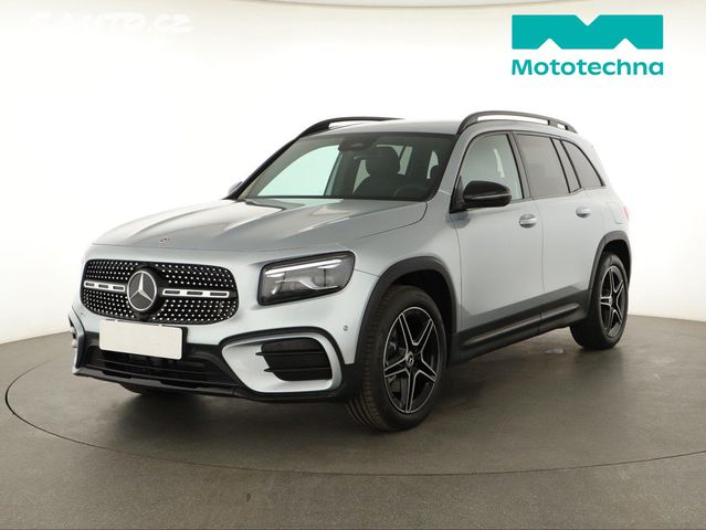 Mercedes GLB